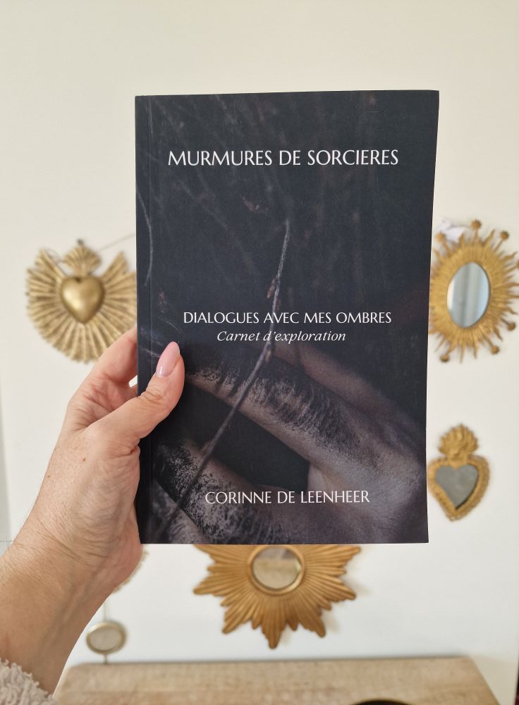 Dialogues avec mes ombres: Carnet de Shadow Work. Explorez les facettes cachées de votre être via le pouvoir du journaling